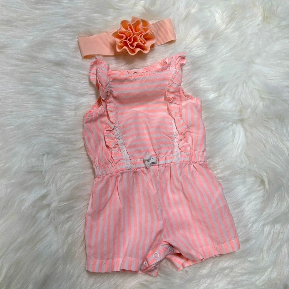 5/$30 Carter’s 0-3m Baby Girl Romper & headpiece​